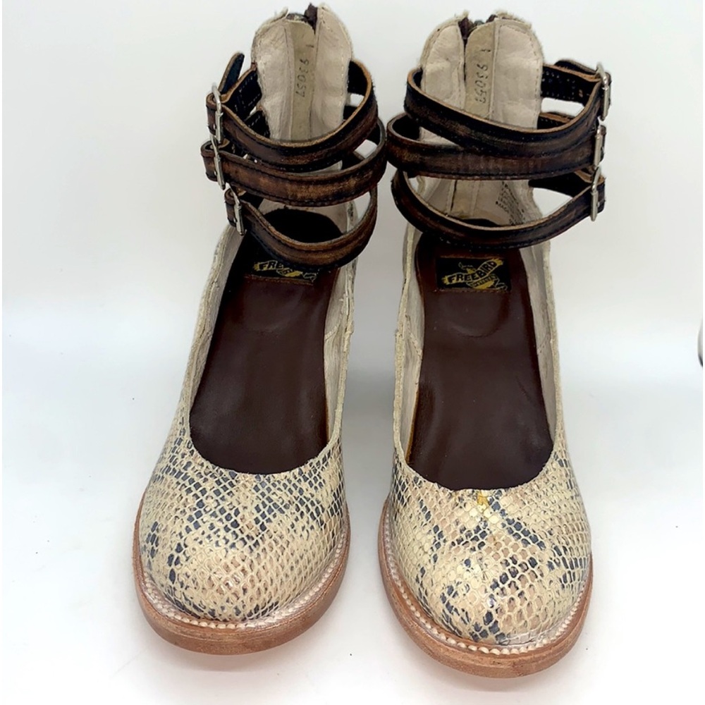 Freebird by Steven Randi Snakeskin Leather Ankle Strap Round Toe Buckle Shoe 6